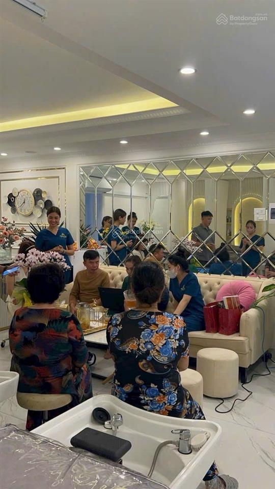 A quyền chủ nhà cần bán nhà phố lạc long quân, q tây hồ, dt 135 m2 x 9 t, mt 6 m, giá 54 tỷ