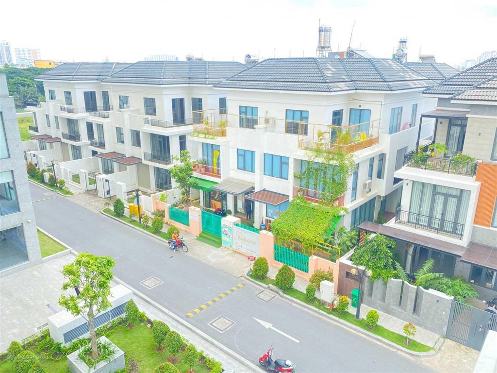 Cho thuê diamond riverside trống cơ bản, nhà mới sạch đẹp 73m2 2pn 2wc giá 7,5 triệu 0901 400 ***