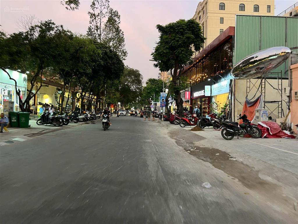 Bán đất 2 mặt tiền đường thống nhất, phường bình thọ, thành phố thủ đức.  0911 383 ***