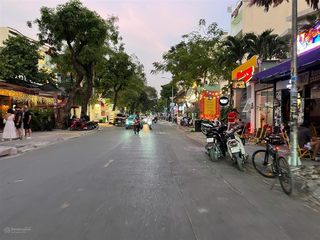 Bán đất 2 mặt tiền đường thống nhất, phường bình thọ, thành phố thủ đức.  0911 383 ***