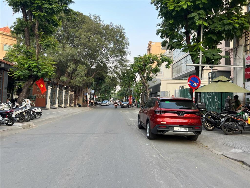 Bán đất 2 mặt tiền đường thống nhất, phường bình thọ, thành phố thủ đức.  0911 383 ***