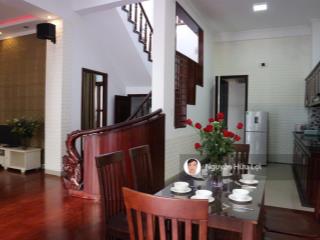 Biệt thự villa cổ điển, đường tân phú 1 giao hồ nghinh. biển sơn trà. ngang 10 m. giá đầu tư