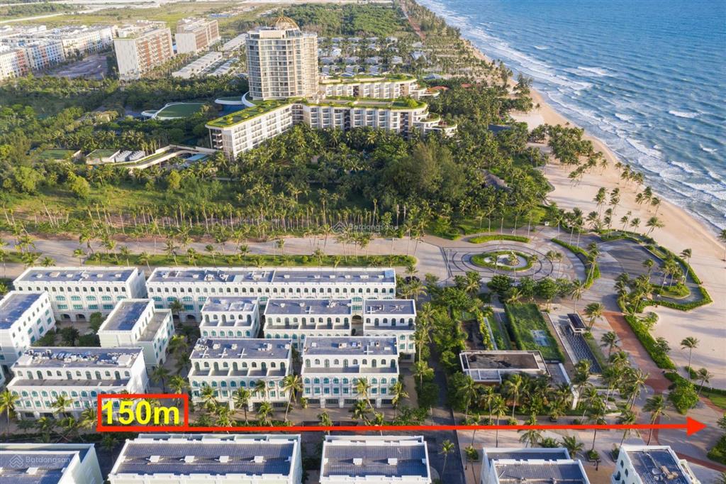 Bán lỗ mini hotel 14 pn waterfront phú quốc cách biển 150m, giá 10,9 tỷ, 0902 830 ***