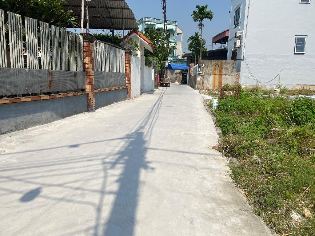 Lô Góc 62.7m2 Tam hưng - đường rộng như sân bay - ô tô vào nhà - 300m ra trục kinh tế - nhỉnh 3 tỷ 