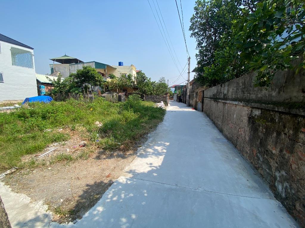 Lô Góc 62.7m2 Tam hưng - đường rộng như sân bay - ô tô vào nhà - 300m ra trục kinh tế - nhỉnh 3 tỷ 