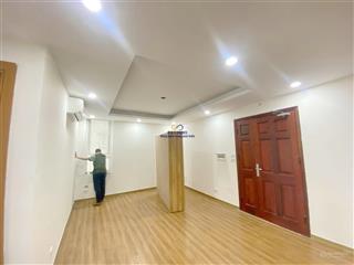 Bán căn 3pn  88,3m2, view sông hồng cầu vĩnh tuy, giá bán 5,6 tỷ.  0813 489 ***