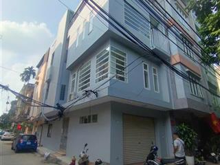 Cho thuê nhà đường lương thế vinh (vov), nam từ liêm. dt 65m2, 4 tầng lô góc ô tô đỗ cửa. giá 25tr