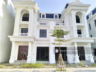 Biệt thự song lập 200m2  ngay ubnd quận an dương  vị trí cực đẹp  view công viên  giá cực tốt