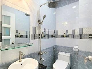 Bán hẻm 6m nhà tân kỳ tân quý, quận tân phú, nhà 32.6m2, giá 1 tỷ 890 1 trệt 1 lầu. sổ sẵn