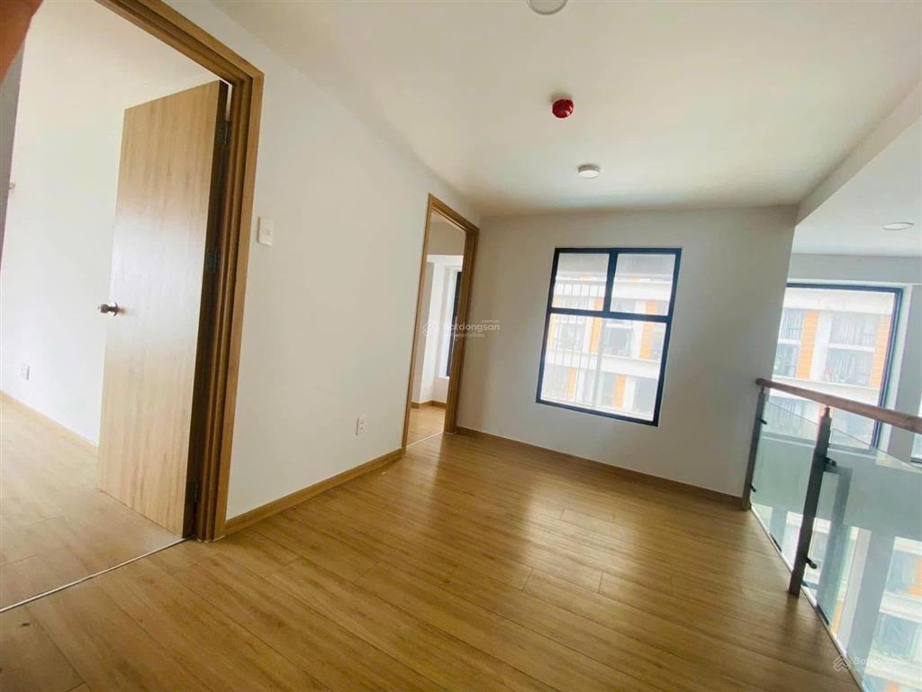 Cần bán nhanh căn hộ la astoria 3pn3wc view sông full nội thất giá chỉ 4.6 ty