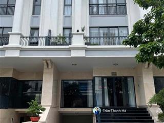 [hàng hiếm] cho thuê tầng 3  7x19m phù hợp làm văn phòng cty  vạn phúc city