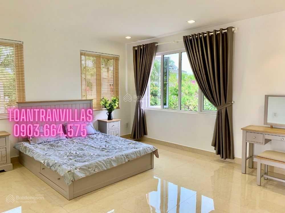 Biệt thự sân vườn giá tốt, căn song lập góc 2 mặt tiền thoáng mát  toantranvillas