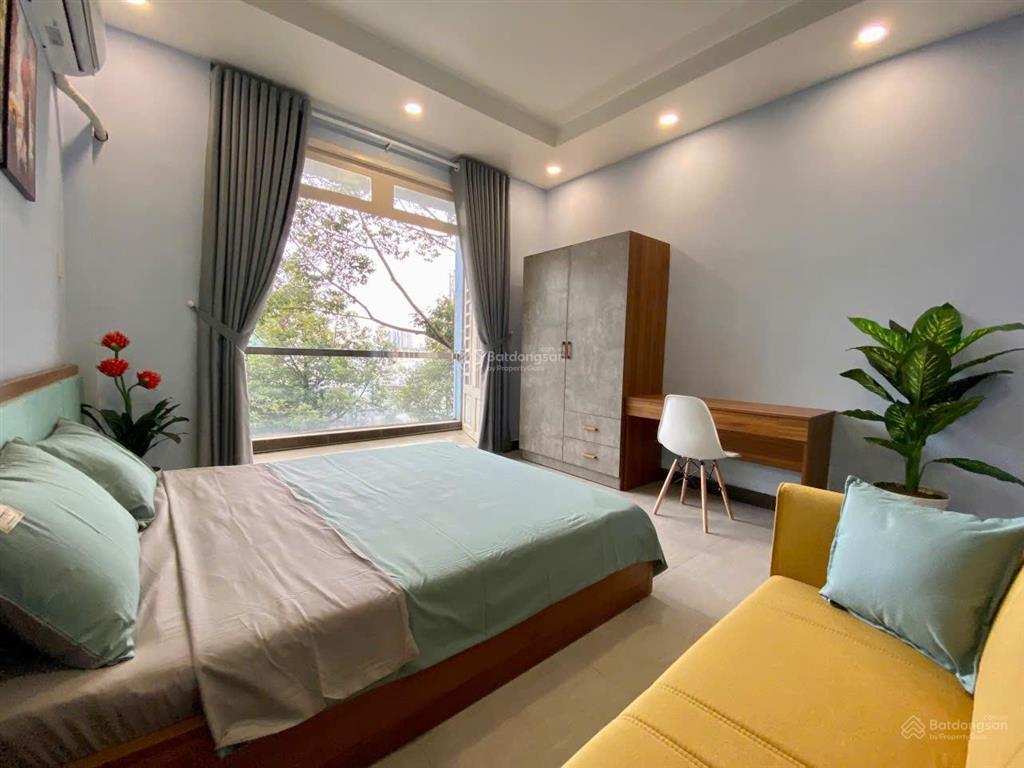 Căn hộ 1 phòng ngủ riêng, 45m2, ban công lớn, gần đại học kinh tế, huflit, mặt tiền đường 3/2