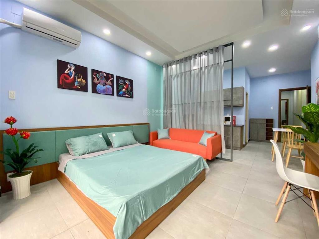 Căn hộ 1 phòng ngủ riêng, 45m2, ban công lớn, gần đại học kinh tế, huflit, mặt tiền đường 3/2