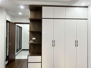 Bán nhà ỷ la, plô ôtô, nội thất vip, 32m2x5t, mt5m, 4.3 tỷ.