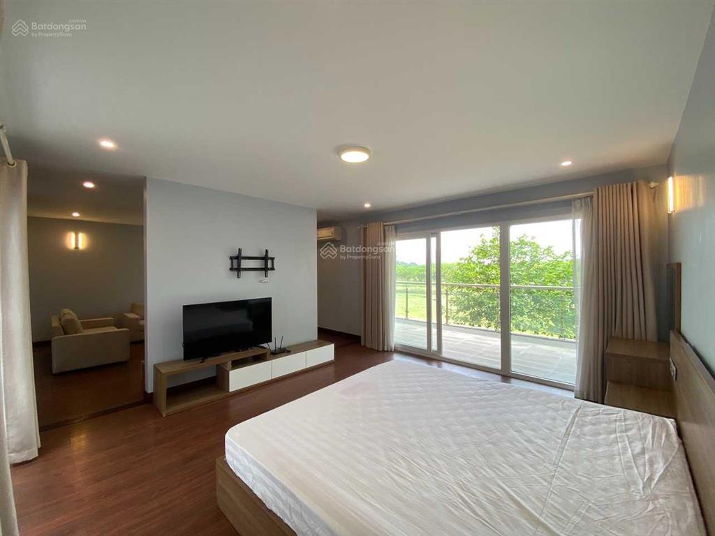 Chính chủ cho thuê biệt thự siêu vip khu q ciputra, full nội thất cao cấp view sân golf