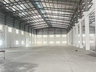 Cho thuê kho xưởng 5.000 m2 giá 65 nghìn đ / m2 khu công nghiệp hiệp thành huyện bến lức long an