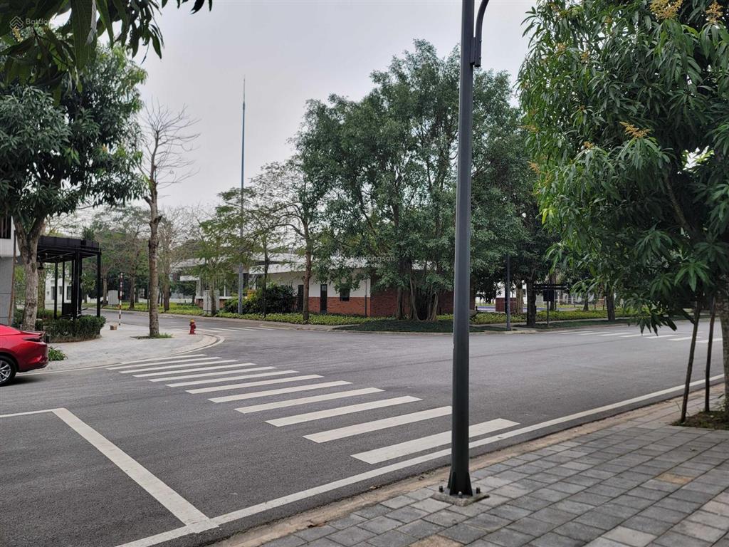 Cần bán gấp sh 204m2 khu spring valley ecopark. hải 0704 725 ***