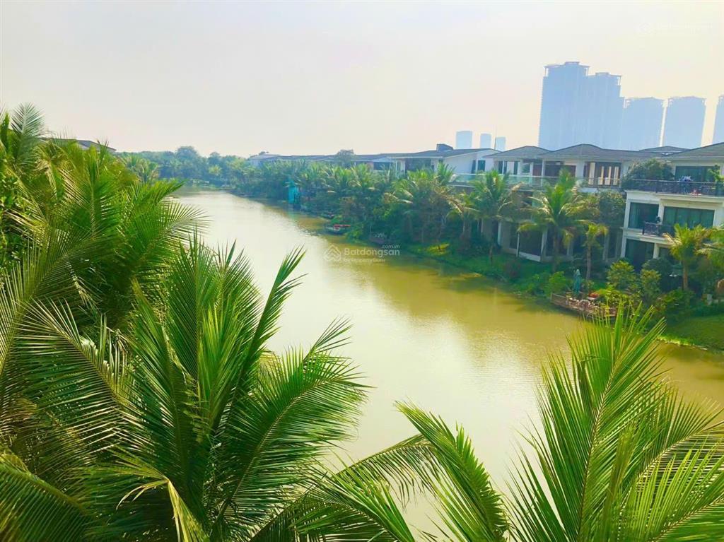 Chủ nhà nhờ em bán căn biệt thự đảo ecopark gần 500m2. anh chị quan tâm  hải 0704 725 ***