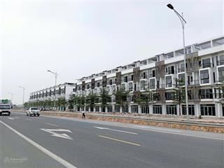 Gia đình cần bán gấp căn shophouse 5 tầng ở và kinh doanh, giá thoả thuận có gia lộc thiện chí