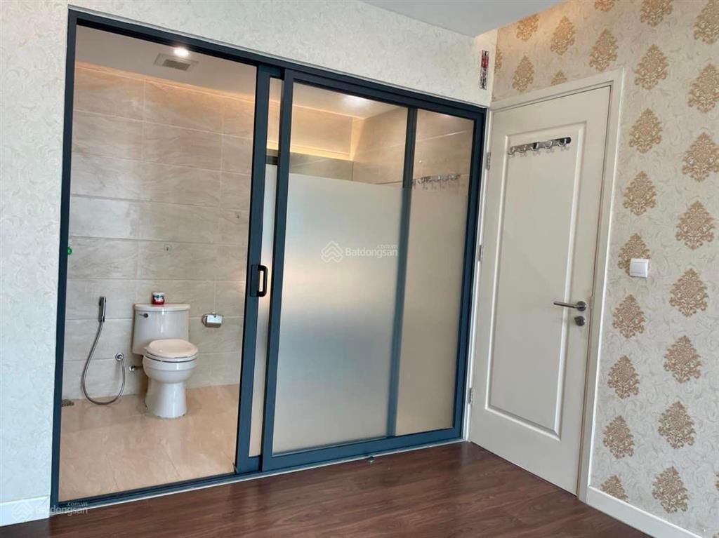 Chính chủ bán gấp căn 3 ngủ ban công đông nam tại dự án handi resco.  0911 981 ***