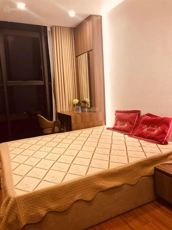 Chính chủ bán gấp căn 3 ngủ ban công đông nam tại dự án handi resco.  0911 981 ***