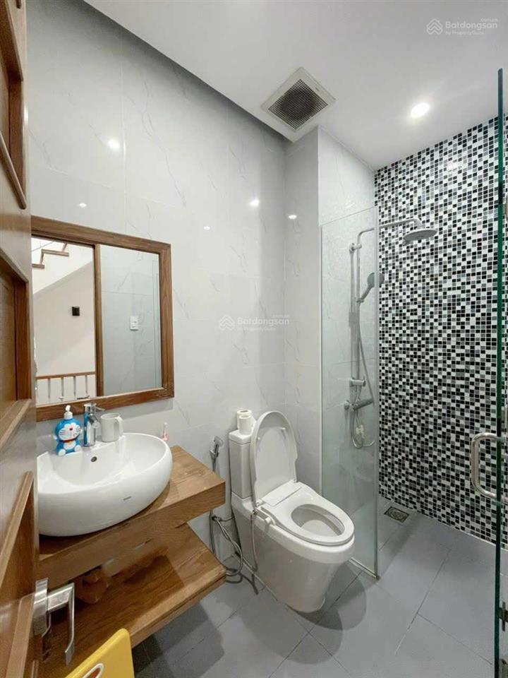 Chủ gấp bán mt đường nhựa 7m kiều đàm 4*15m, trệt 2 lầu 11.5 tỷ (tl), p. tân hưng, q.7