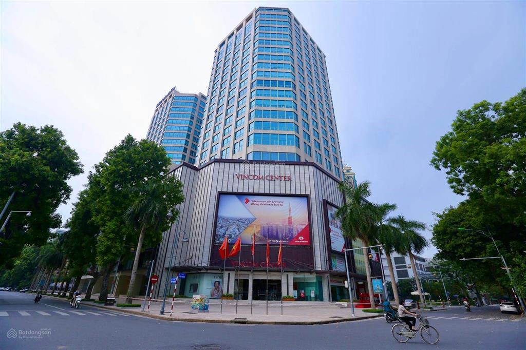 Cần bán nhà mặt phố huế, hai bà trưng, dt 240m2 x mt 10,5m. vị trí đoạn đẹp nhất phố  kd sầm uất