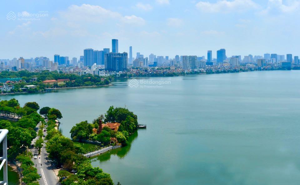 Cần bán nhà mặt phố nhật chiêu, tây hồ. dt sổ 160m2 x mt 7m. vị trí đẹp, sầm uất  view hồ tây đẹp