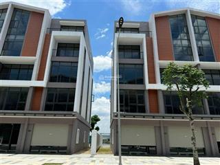 Shophouse 2 mặt tiền phân khu phố biển 140m2 giá 16,9 tỷ đối diện 43 tòa chung cư, full chính sách