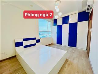 Cho thuê căn hộ 100 m2, có 3 pn, 2 wc, ban công, sân phơi rộng, có nội thất, giá chỉ 10tr