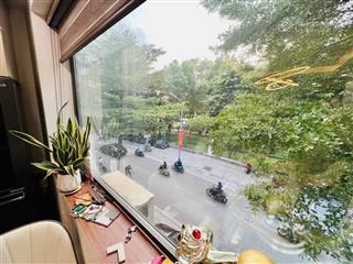 Mặt phố nguyễn đình chiểu, 7 tầng thang máy, view công viên, 2 vỉa hè, kinh doanh đỉnh, giá 33.3 tỷ