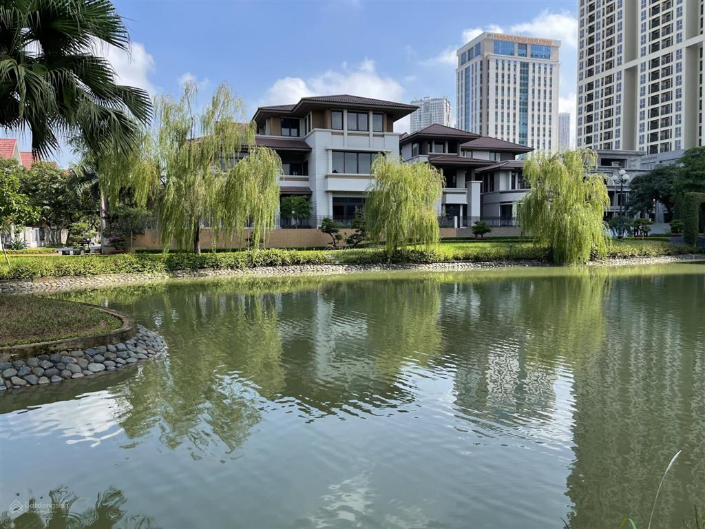 Cần bán căn góc biệt thự đơn lập kđt an hưng đường 23m thẳng ra đường lê quang đạo