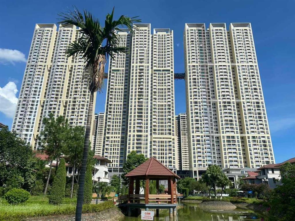 Cần bán căn góc biệt thự đơn lập kđt an hưng đường 23m thẳng ra đường lê quang đạo