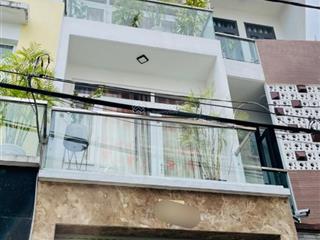 Cho thuê nhà 2/8a cao thắng, quận 3. dtsd 200m2, 3 lầu, giá 27 triệu/tháng