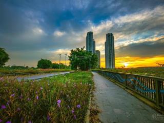 Căn hộ 62m lake ecopark, ban công sân vườn rộng, view hồ aquabay thoáng, nội thất đầy đủ, sẵn sổ