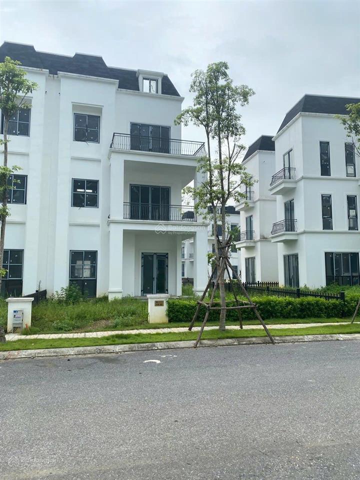 Bán căn đơn lập 586m2 xanh villas. mặt tiền 20m. vuông vắn, view rất đẹp. chủ nhà thiện chí bán.