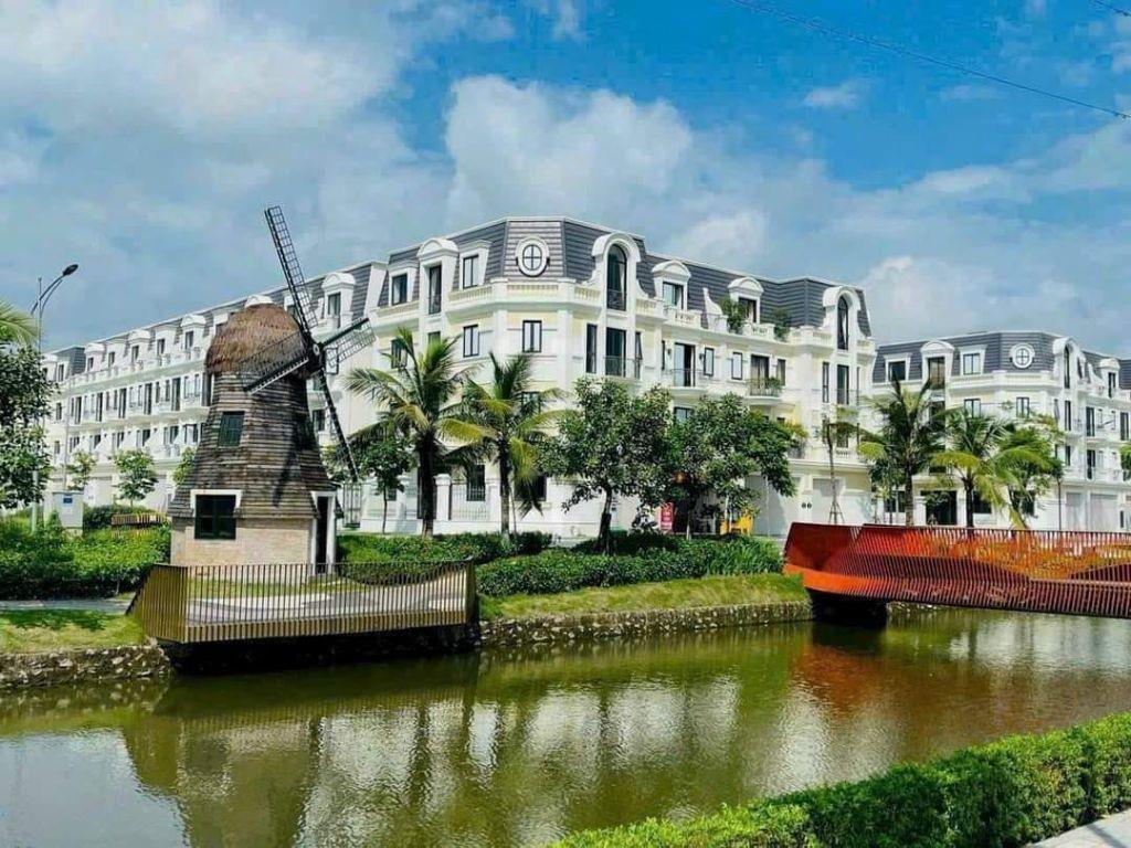 Bán biệt thự KĐT An Lạc khu Vĩ Cầm 7 và khu có hầm view trường học hướng Đông Nam giá cực kỳ hợp lý