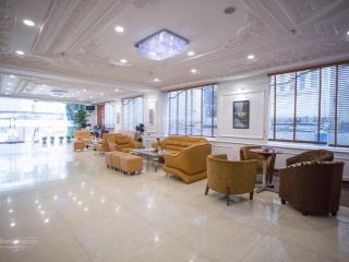 Bán khách sạn 4 sao  mặt tiền lê thị riêng, q1  12x25m  70 phòng  hầm  10 tầng  giá 300 tỷ
