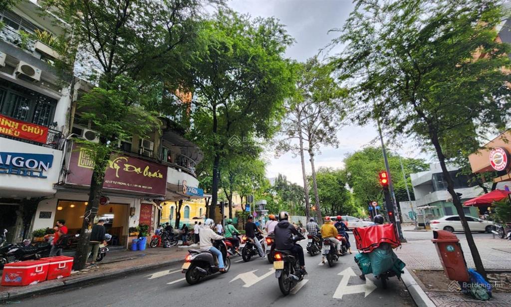 Bán gấp 1.300m2, góc 2 mt 23 lý tự trọng thái văn lung, bến nghé, q1. gpxd 5 hầm + 22 tầng