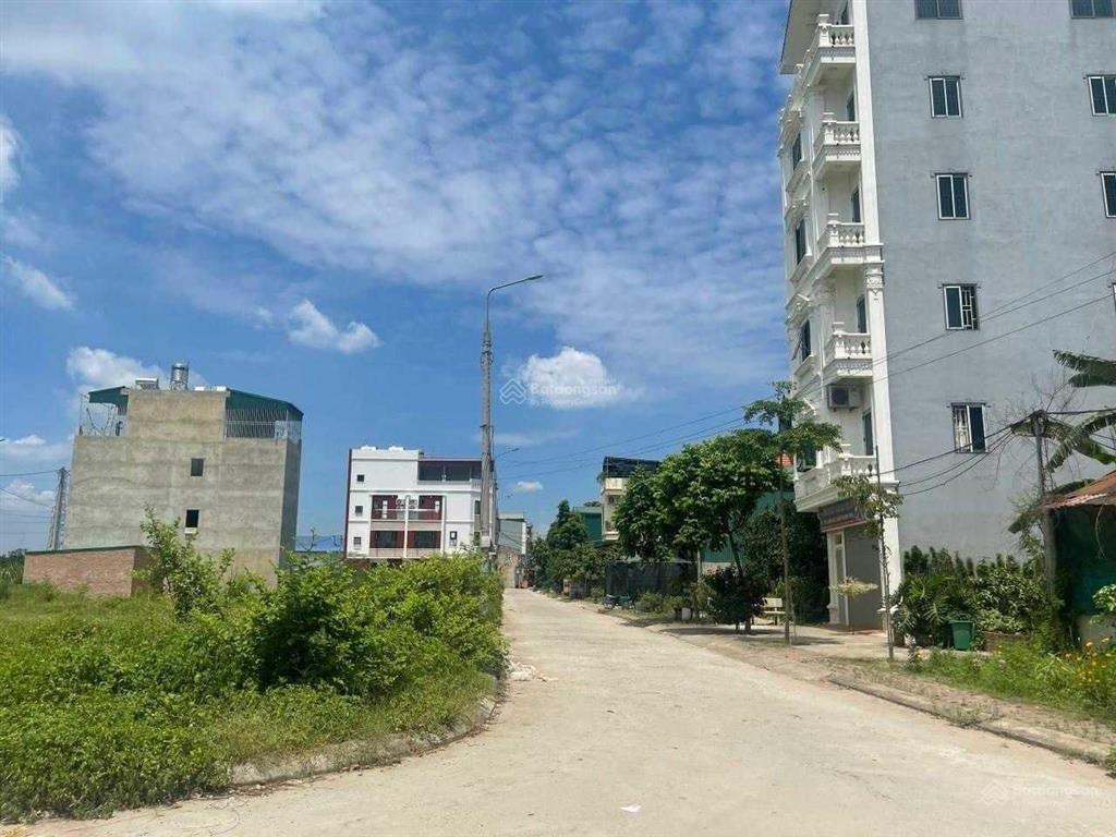 Chính chủ cần tiền bán 74,8m2 đất dv xã an khánh