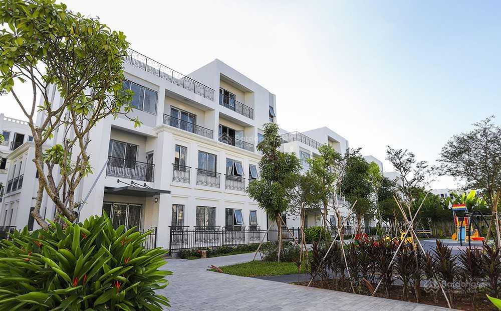 30. tỷ, nhà sát công viên, vị trí vip the manor central park, dt 75m2, mt 5m, nhà 5 tầng đẹp