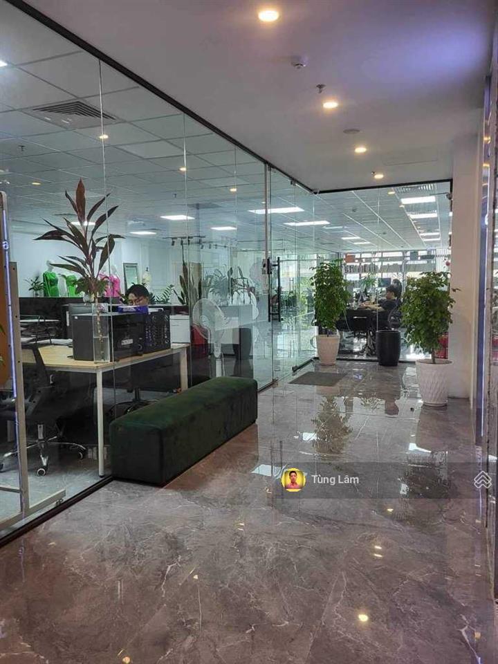 Ảnh thật 2 hầm + 9 nổi. đội cấn ngay giang văn minh, đủ hoàn công + pccc. dòng tiền 10 tỷ/năm