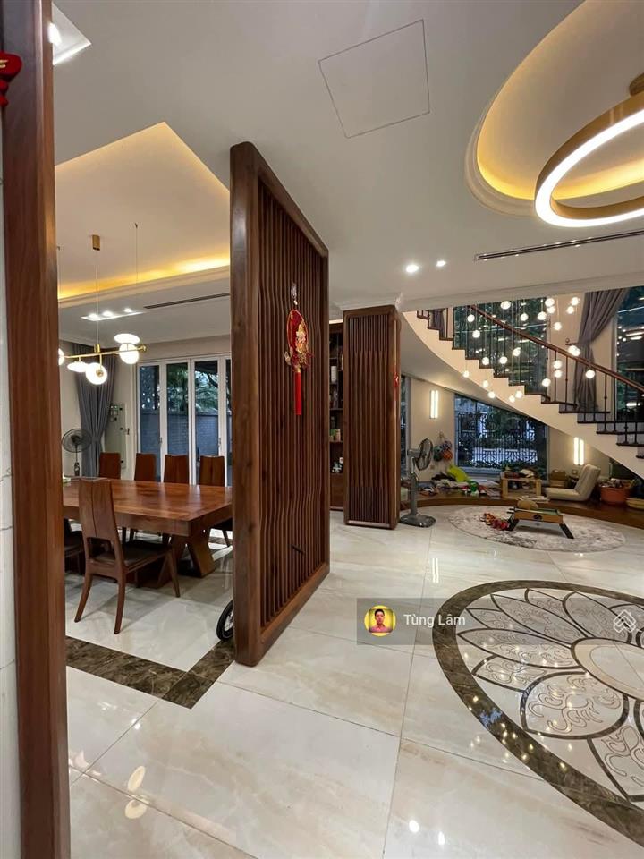 Ảnh thật tòa khách sạn 8t mới cứng đại cồ việt, đón đầu quy hoạch, thu nhập thụ động cao