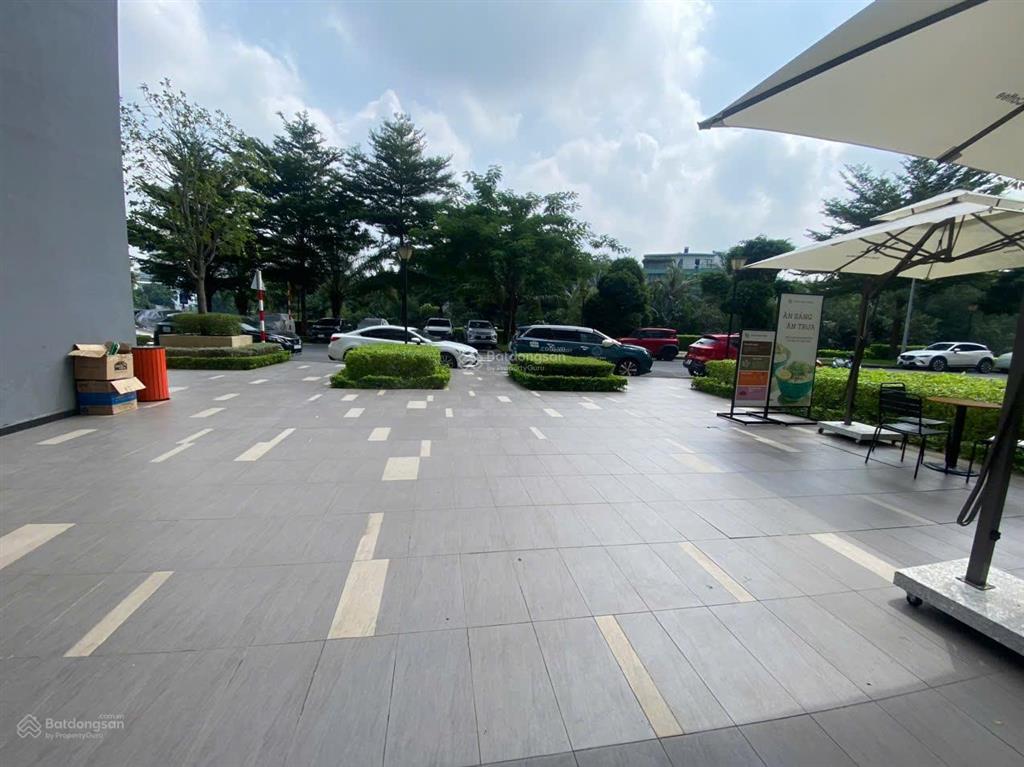 Bán căn góc shophouse 179m2 block c view mặt sông, đang có sẵn hđt