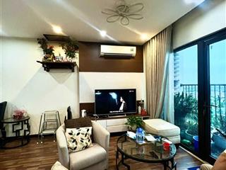 Hàng vip cực hiếm, căn góc 3pn tầng cao, đông nam view vinhome full nội thất chỉ 3,9 tỷ, sẵn sổ