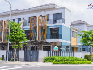 Duy nhất 1 căn 3 tầng view công viên sun casa central, vsip ii, trả trước 900 triệu nhận nhà ngay