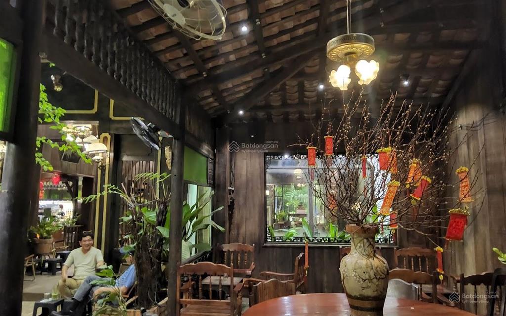Cho thuê nhà mặt tiền đường điện biên phủ, phường 22, quận bình thạnh. dt 15x40m, trệt lửng