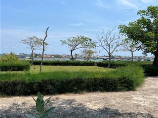 Bán gấp lô đất 2 mặt tiền view đầm tại khu tdc xóm quán ninh thọ song song với đường ven biển