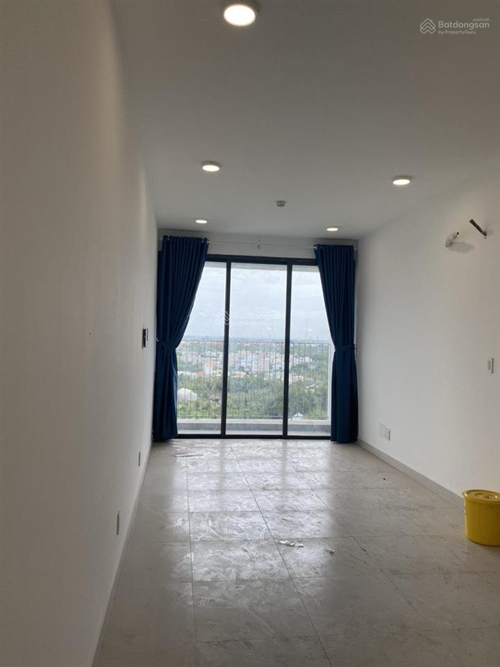 Bán căn hộ 57m2 (1pn + 1, 1wc). tầng trung view thoáng.  0977 324 *** thọ xem nhà